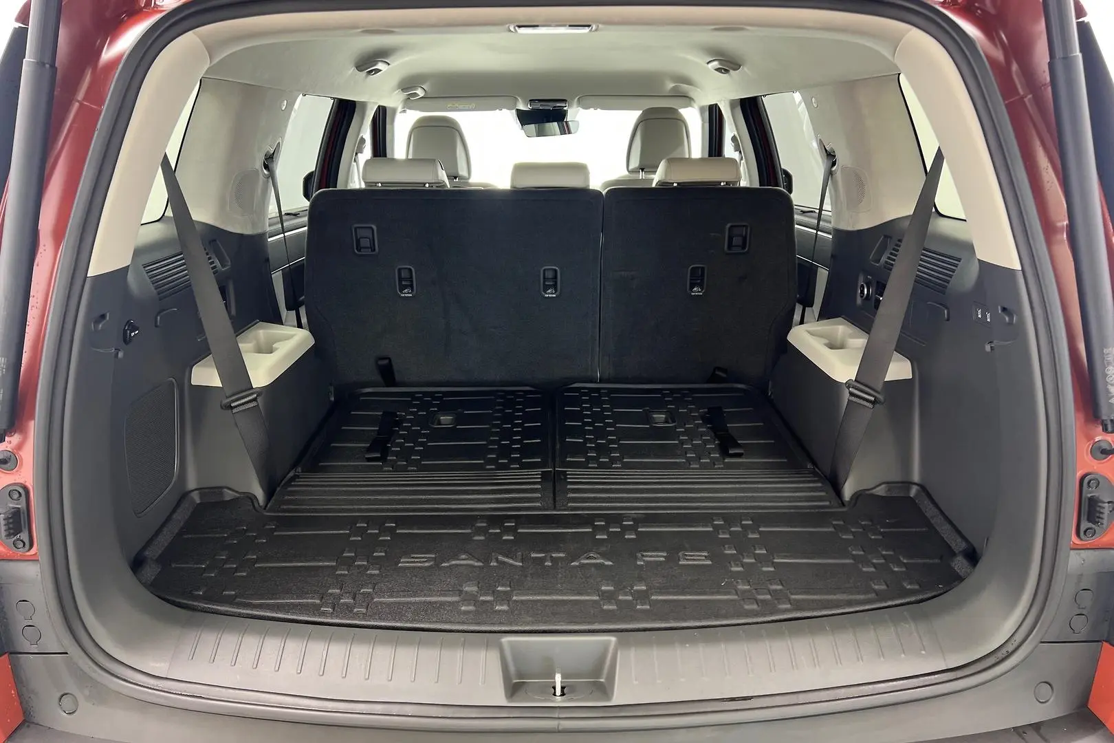 2024 Hyundai Santa Fe Gallery Image 21