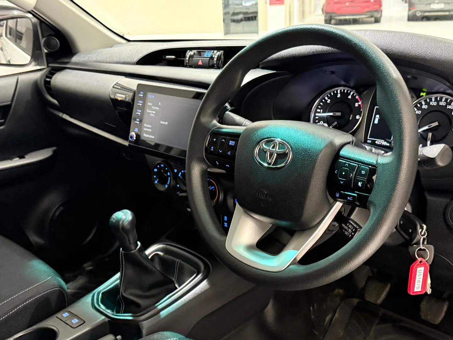 2020 Toyota Hilux Gallery Image 15