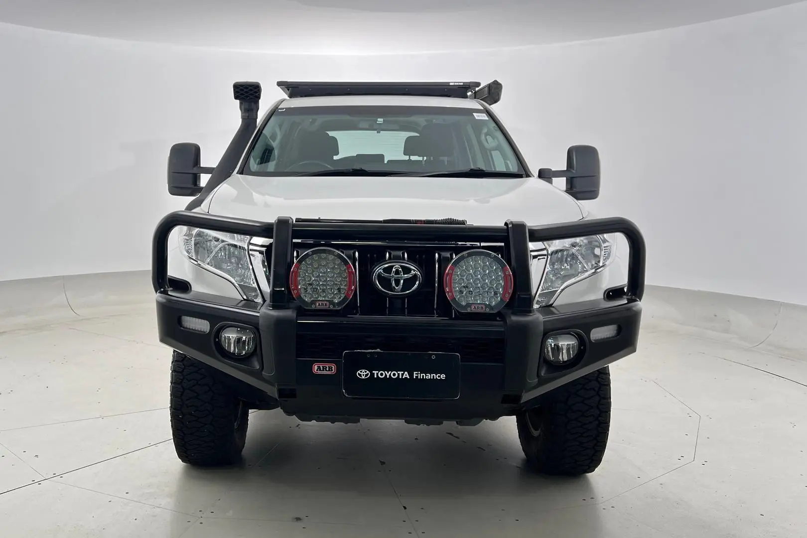 2015 Toyota Landcruiser Prado Gallery Image 6