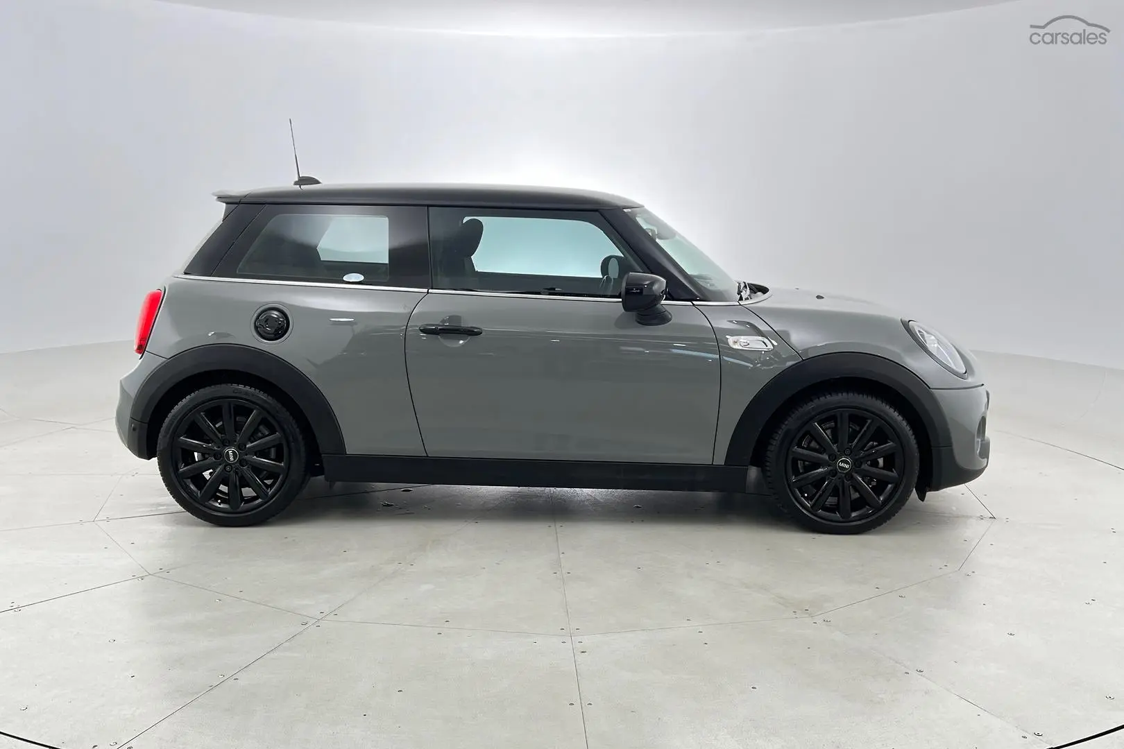 2020 MINI Hatch Image 4