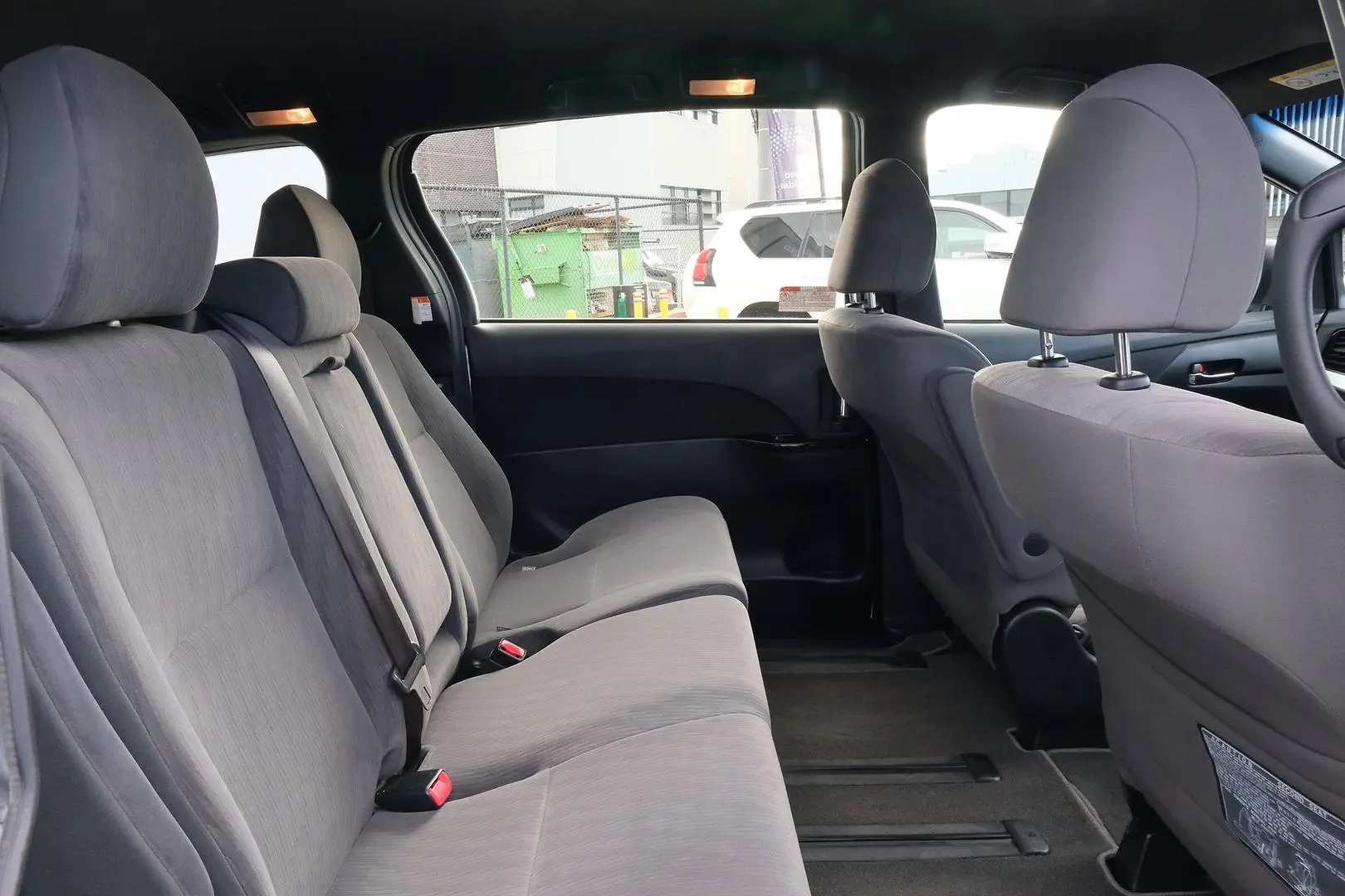 2017 Toyota Tarago Gallery Image 11