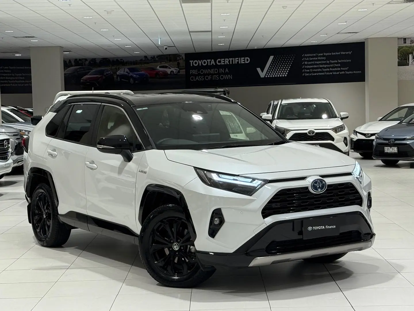 2024 Toyota RAV4 Gallery Image 1
