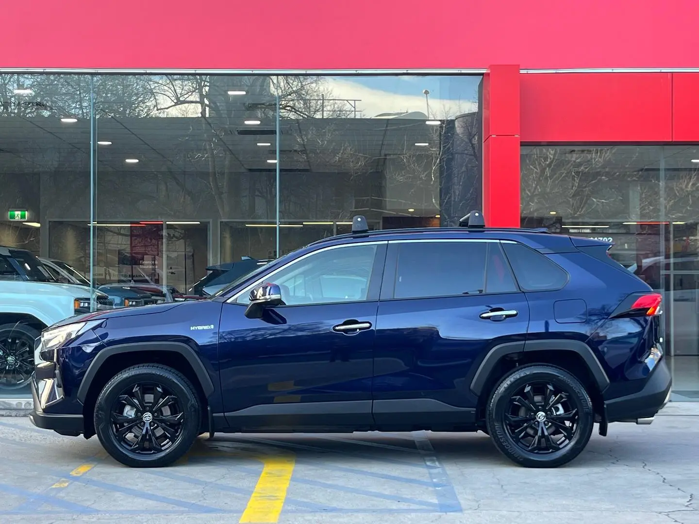 2024 Toyota RAV4 Gallery Image 6