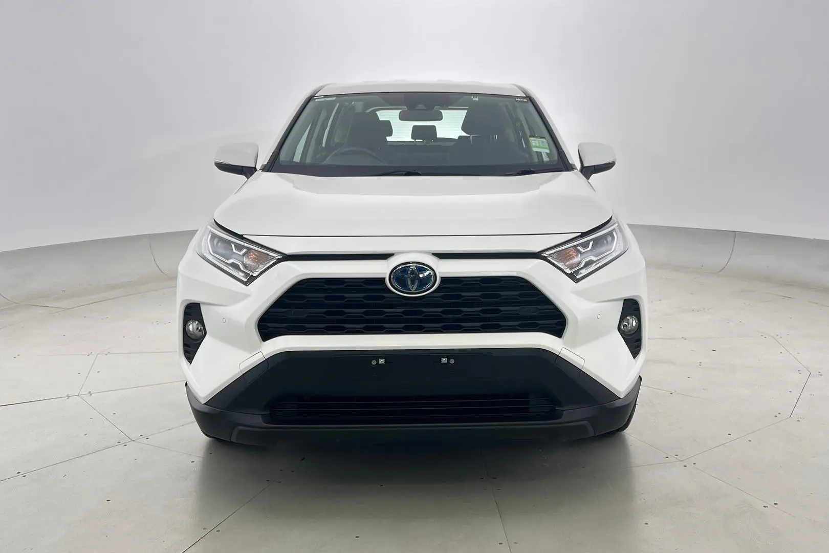 2020 Toyota Rav4 Gallery Image 3