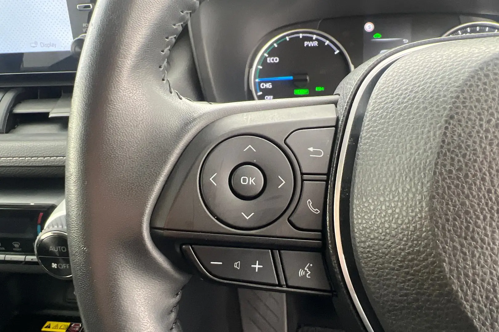 2022 Toyota RAV4 Gallery Image 15