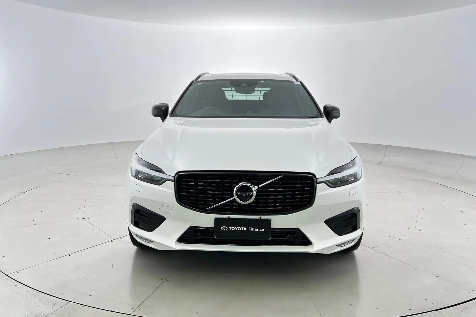 2021 Volvo Xc60 Gallery Image 9