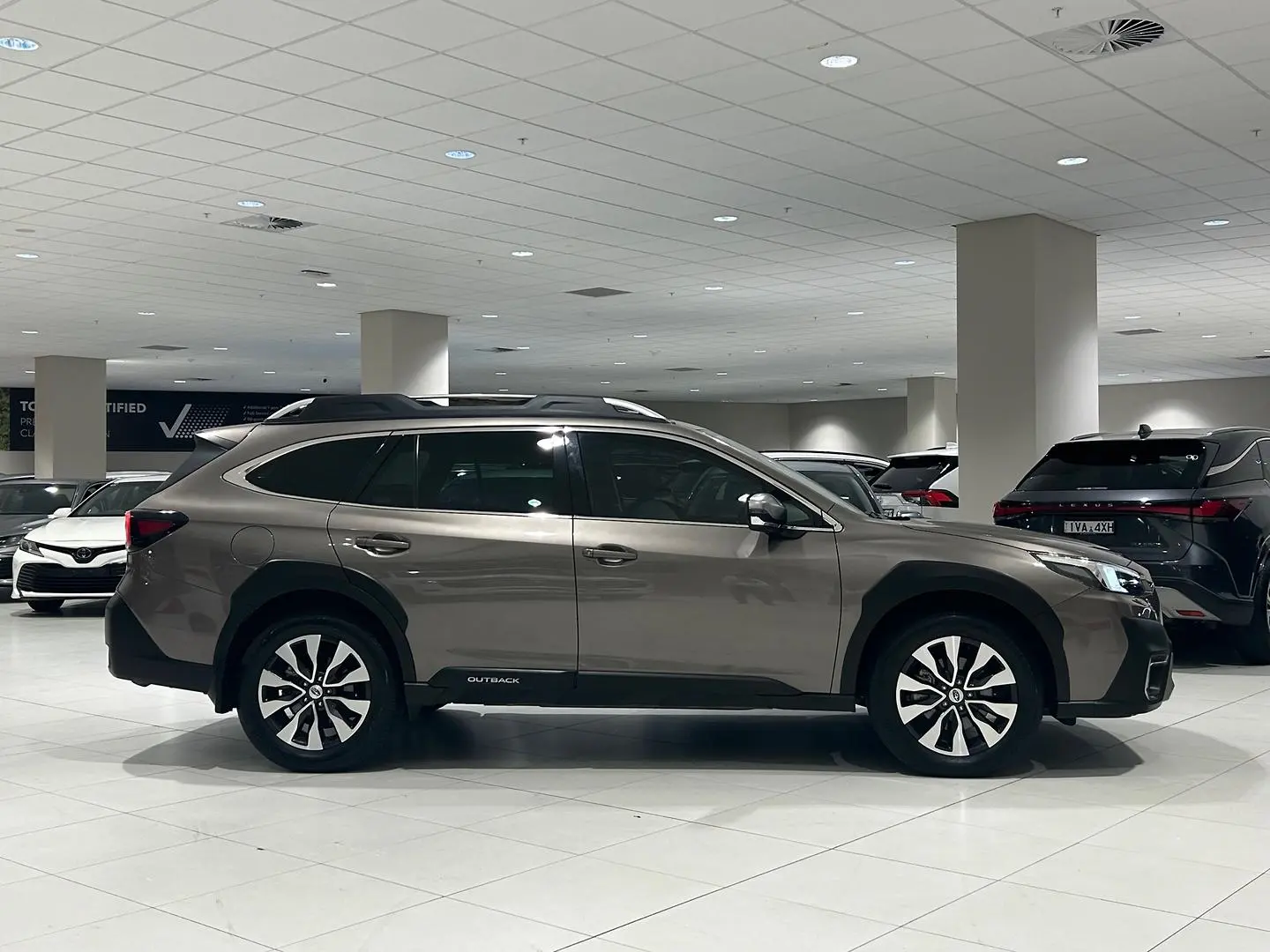 2023 Subaru Outback Gallery Image 2