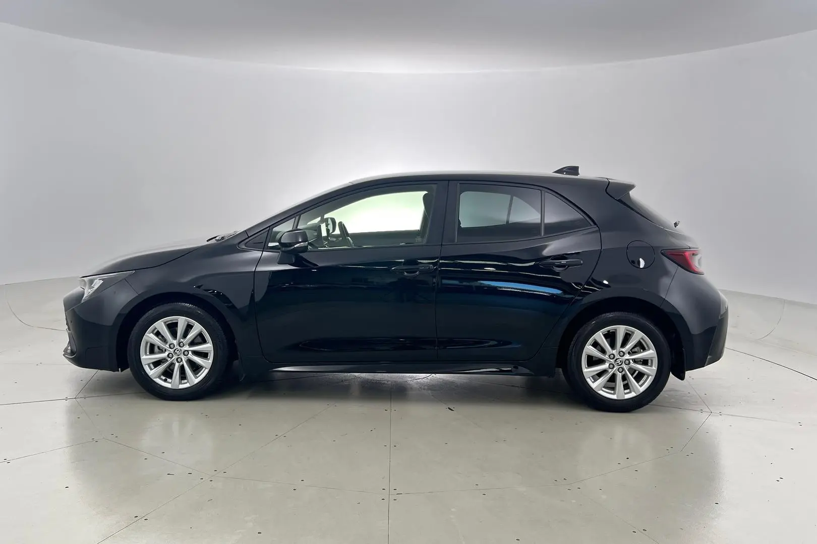 2024 Toyota Corolla Gallery Image 8