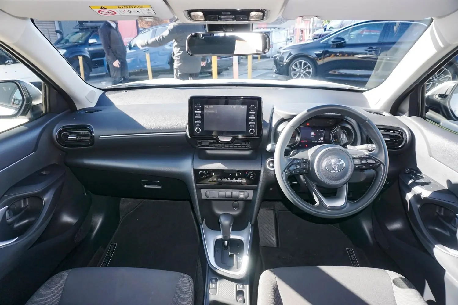 2023 Toyota Yaris Cross Gallery Image 17