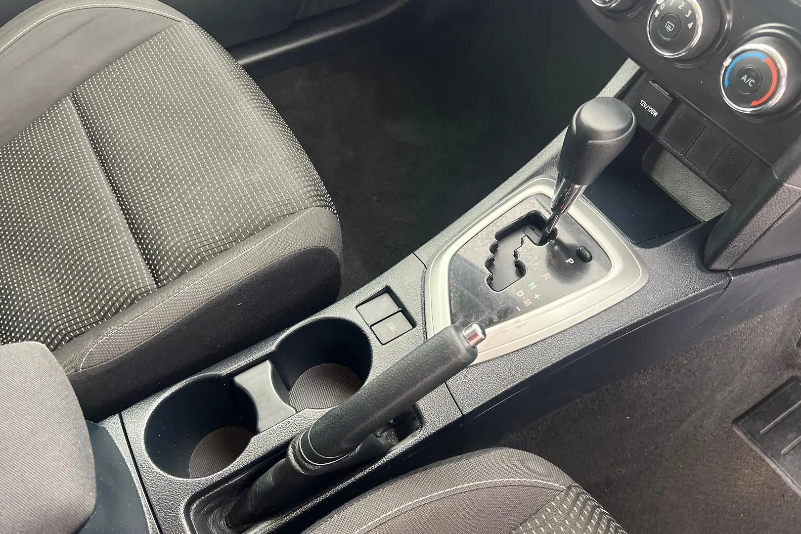 2014 Toyota Corolla Gallery Image 12