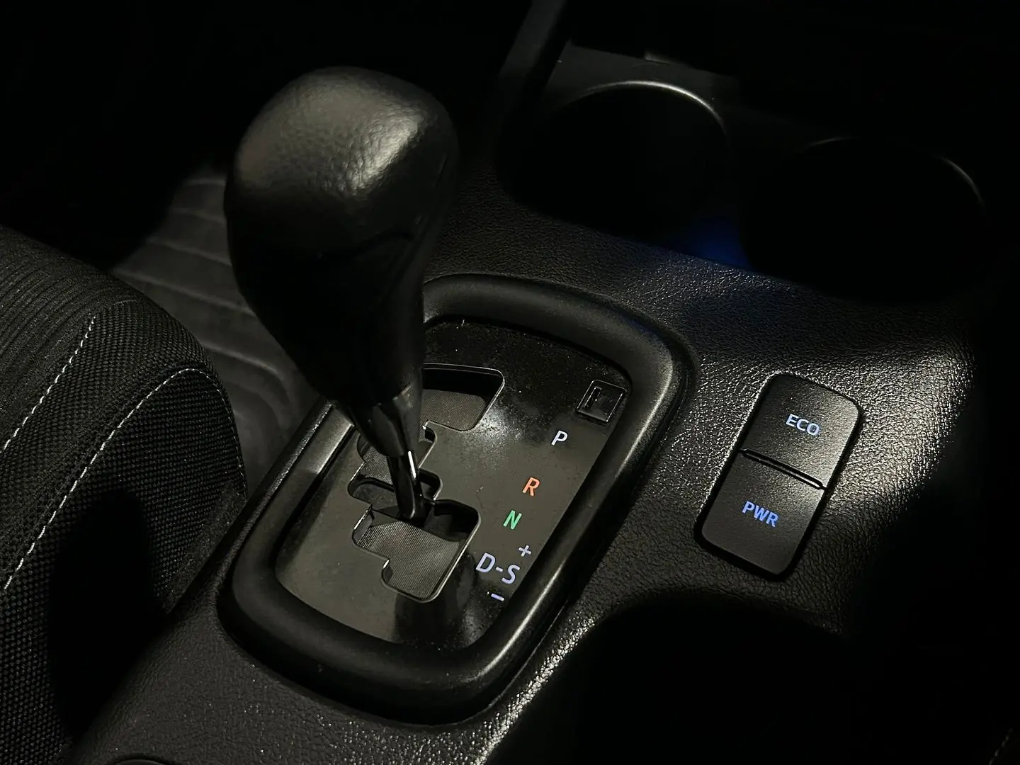 2023 Toyota Hilux Gallery Image 21
