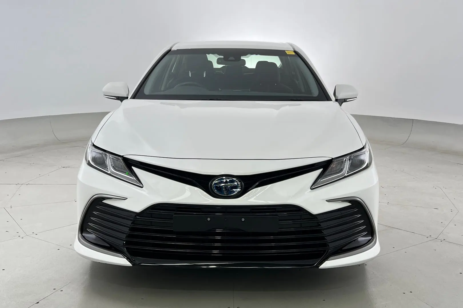 2023 Toyota Camry Gallery Image 10