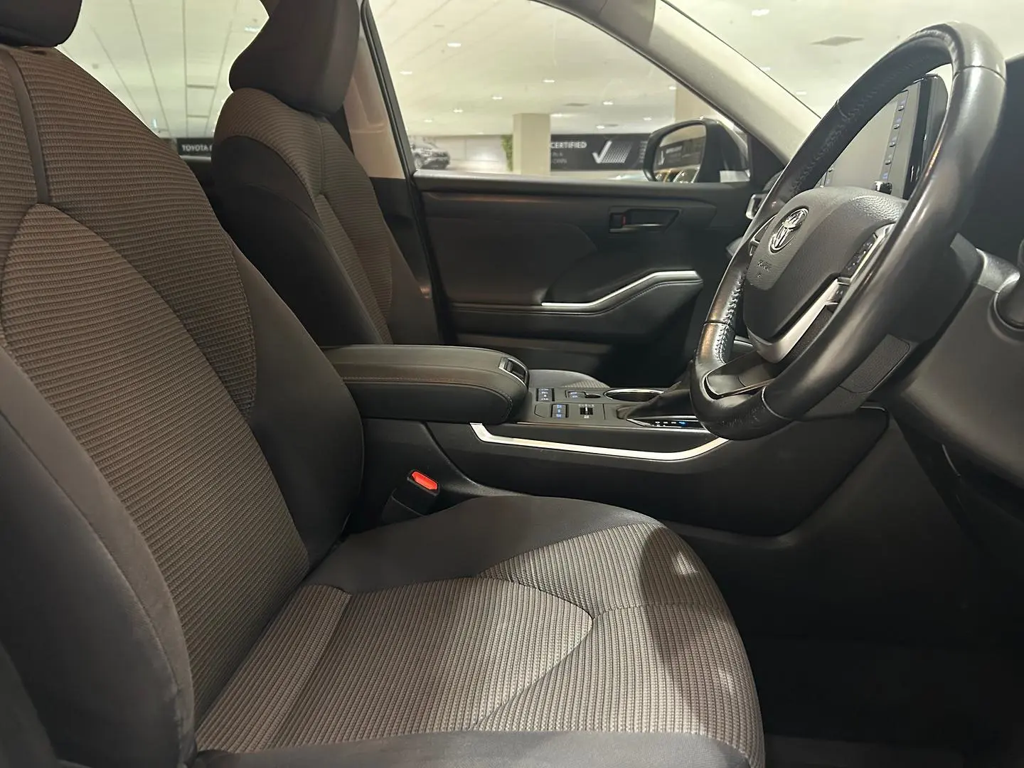 2022 Toyota Kluger Gallery Image 12