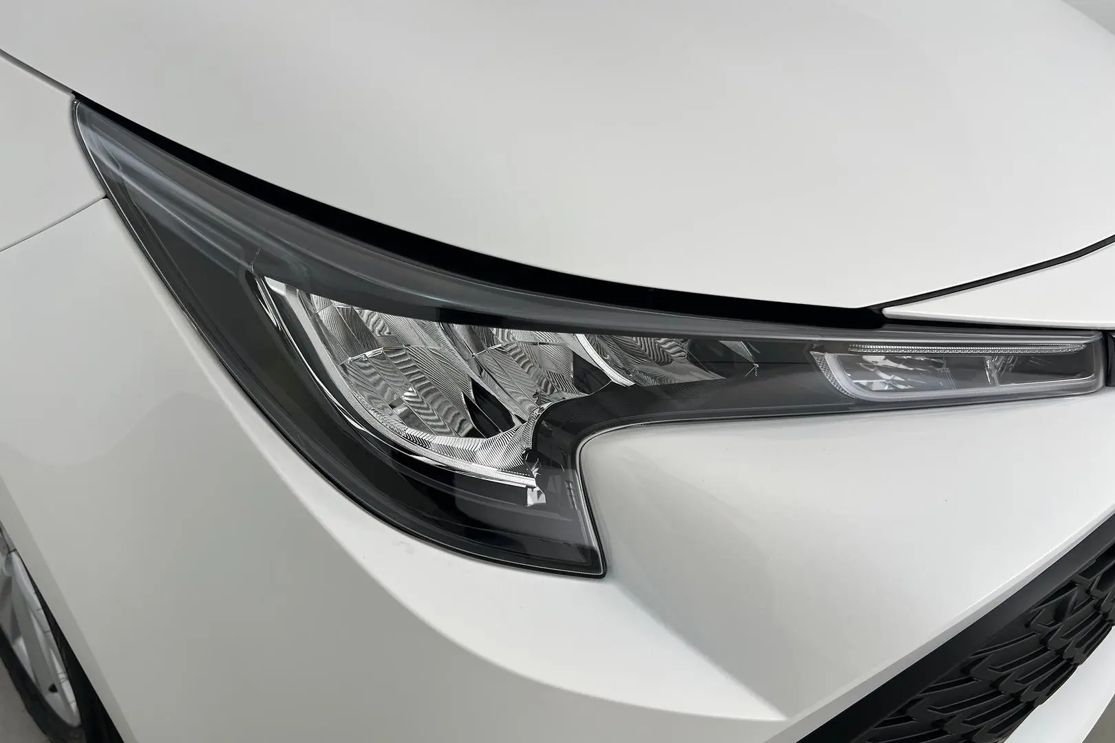 2024 Toyota Corolla Gallery Image 2