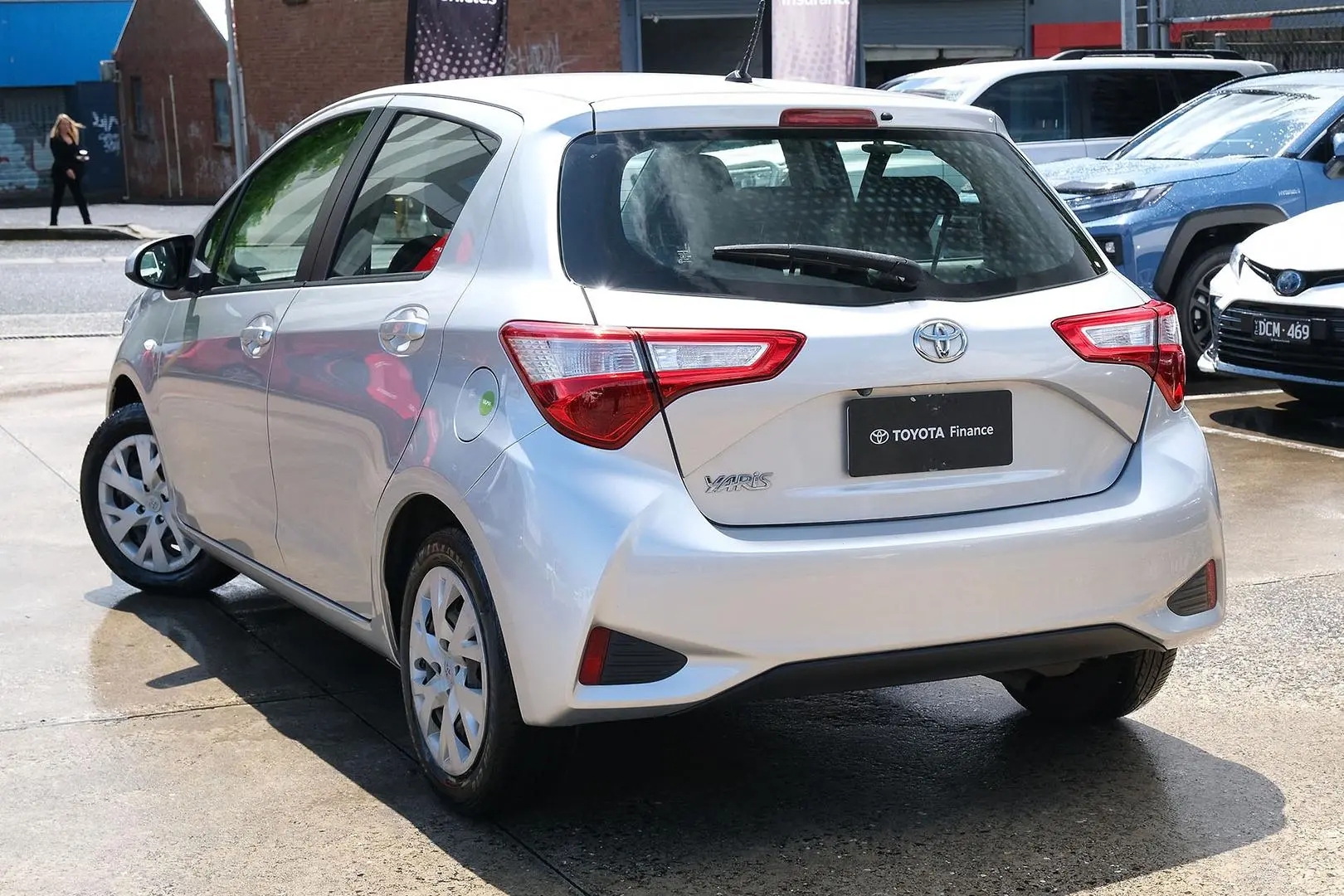 2018 Toyota Yaris Image 2