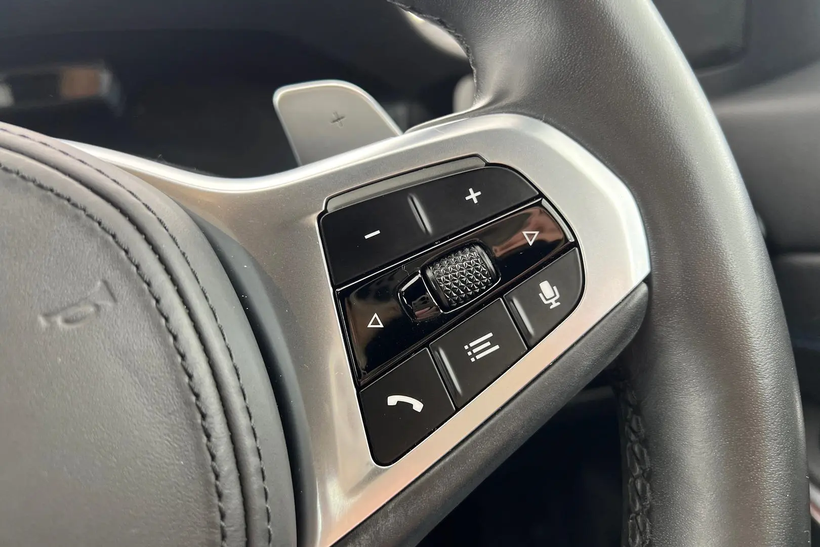 2020 BMW 3 Series Gallery Image 17