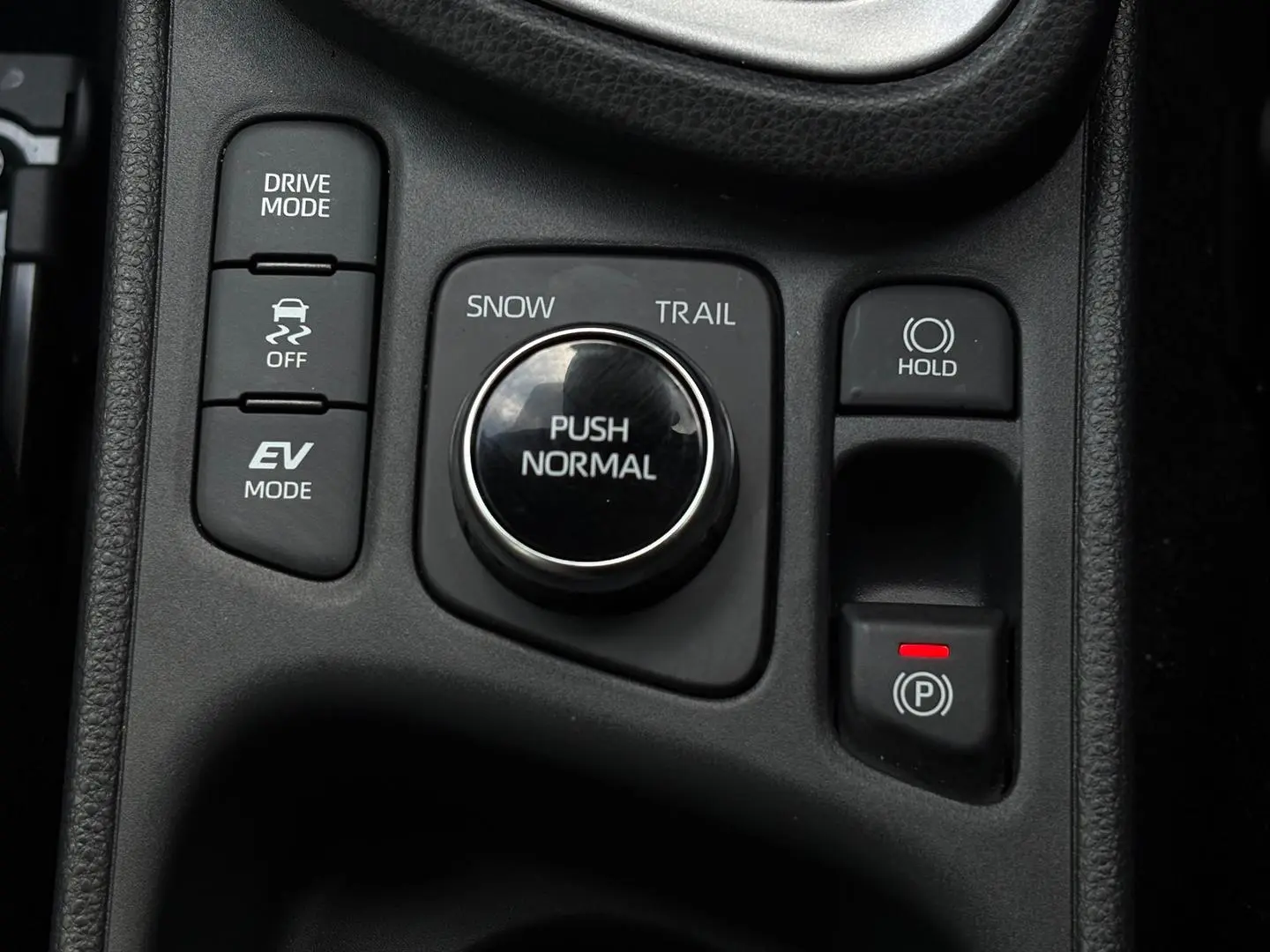 2025 Toyota Yaris Cross Gallery Image 22