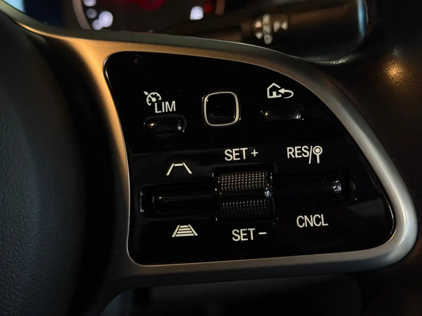 2023 Mercedes-Benz Sprinter Gallery Image 22