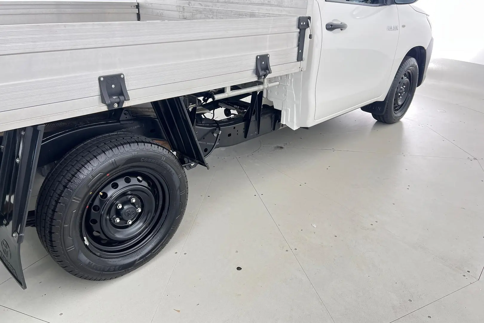 2020 Toyota Hilux Gallery Image 5