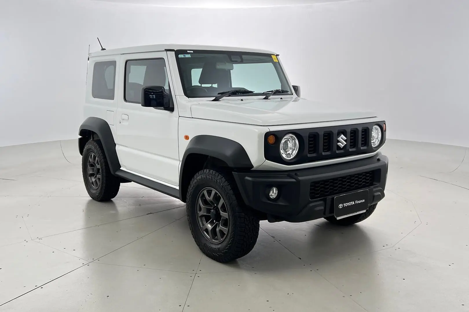 2021 Suzuki Jimny Gallery Image 1