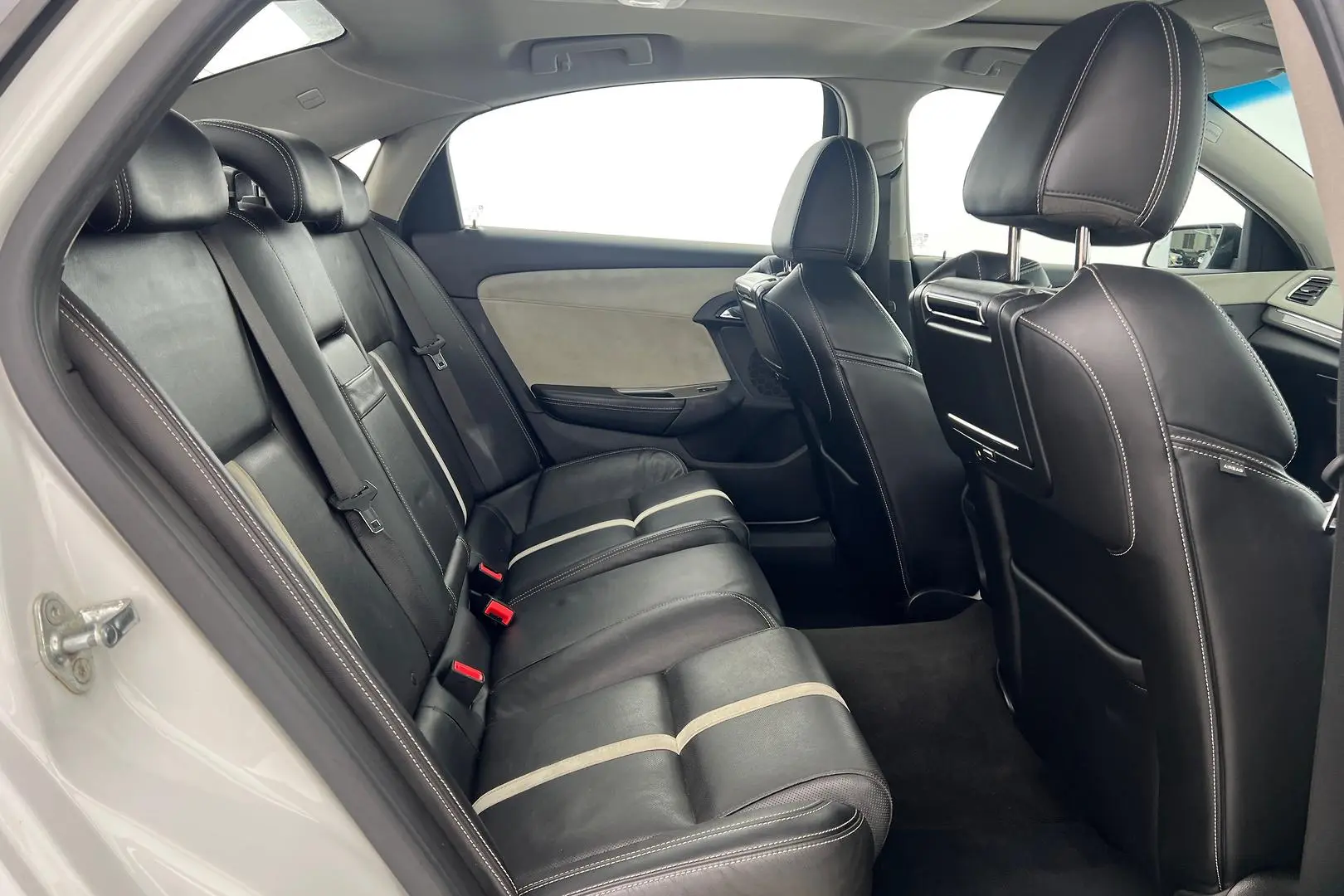 2016 Holden Caprice Gallery Image 19