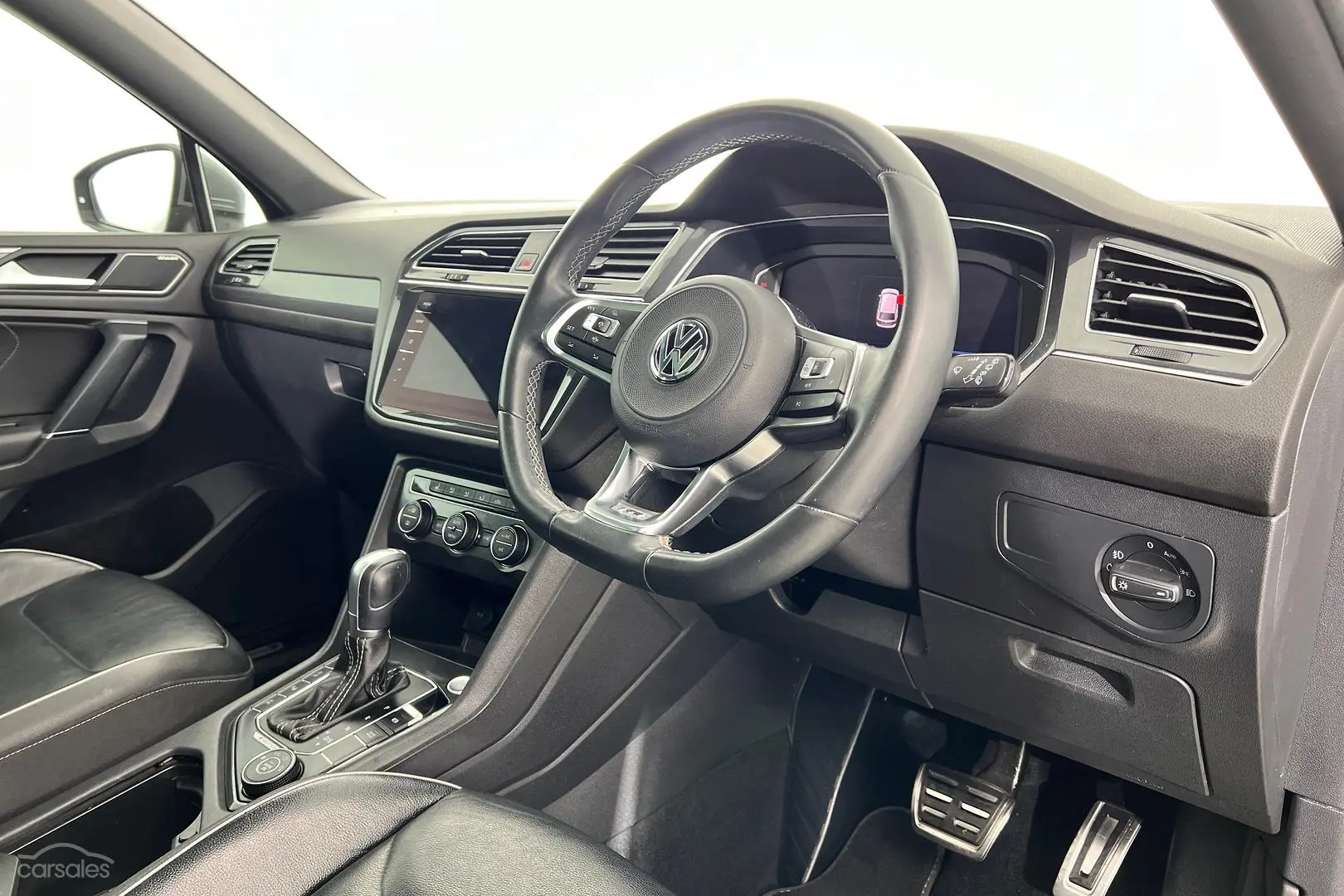 2019 Volkswagen Tiguan Image 12
