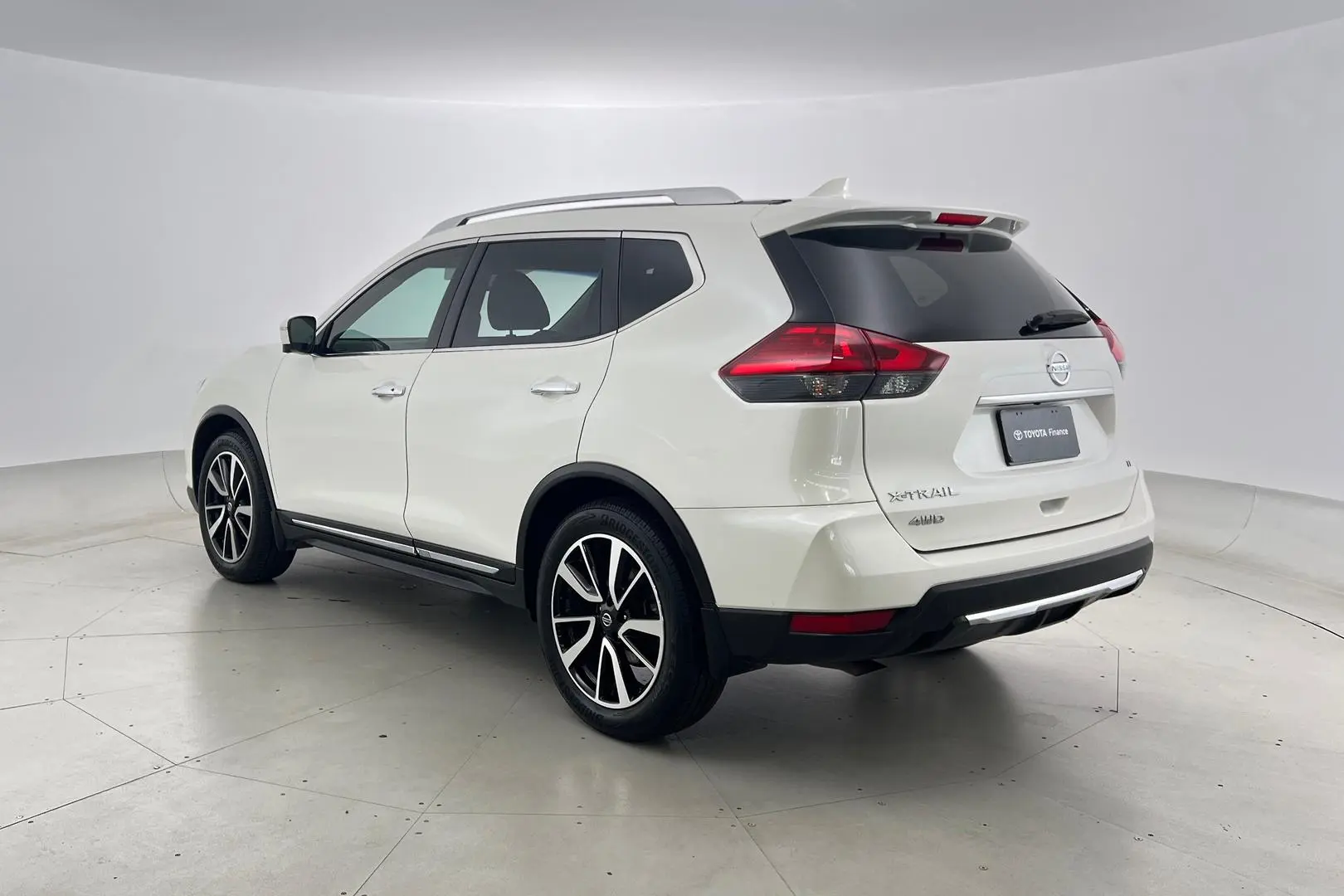 2018 Nissan X-Trail Gallery Image 7