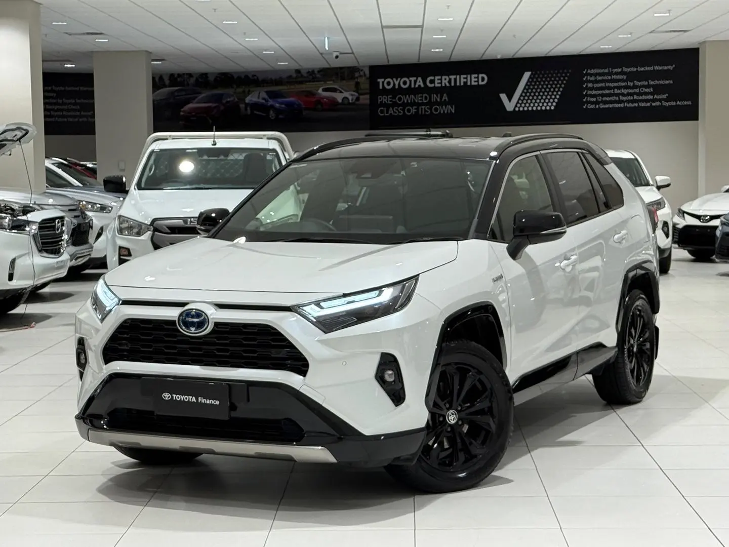 2024 Toyota RAV4 Gallery Image 5
