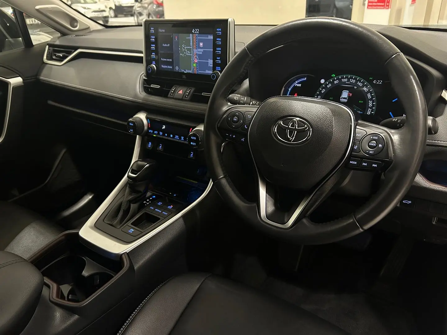 2020 Toyota RAV4 Gallery Image 12