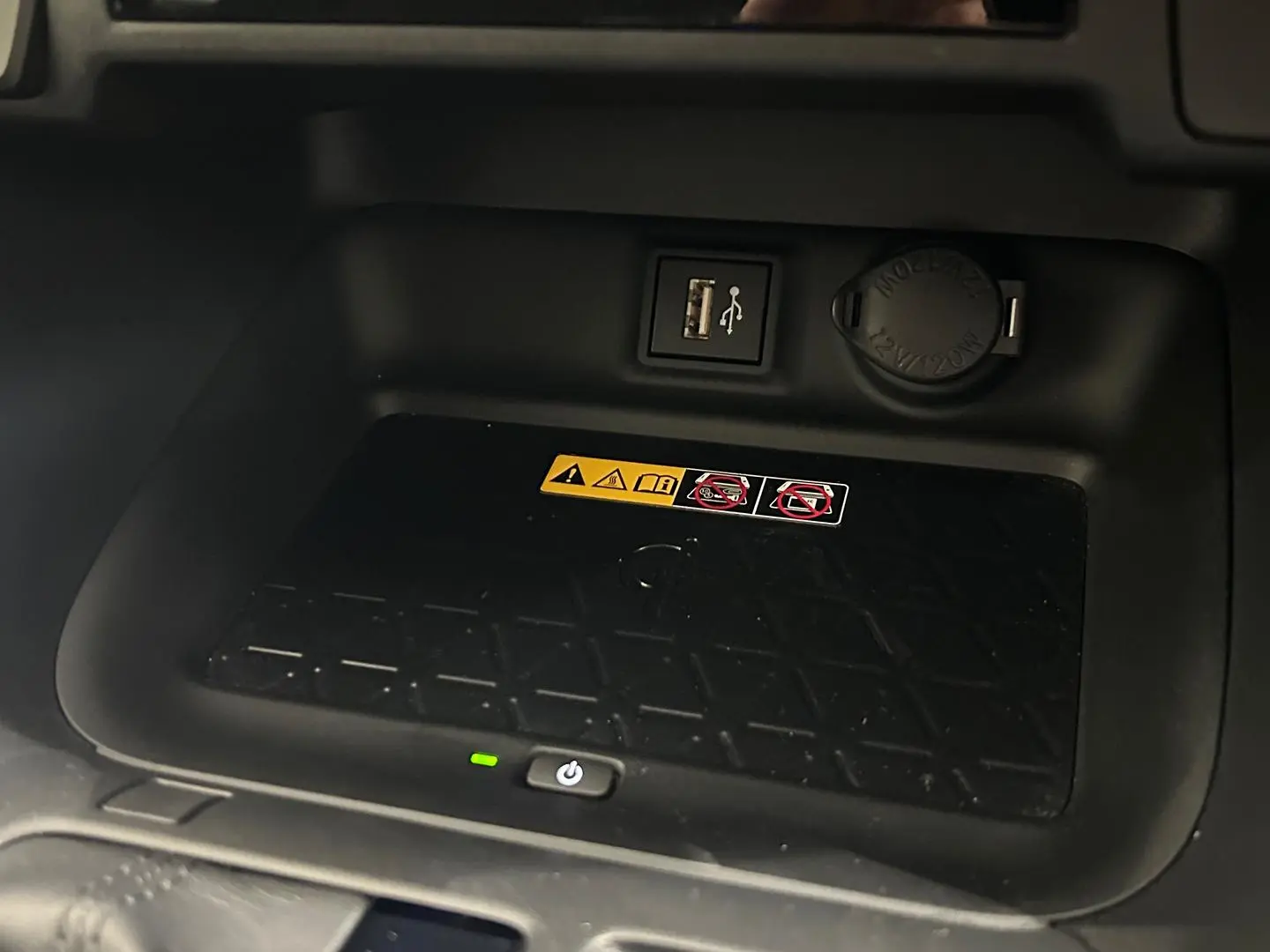 2024 Toyota RAV4 Gallery Image 18