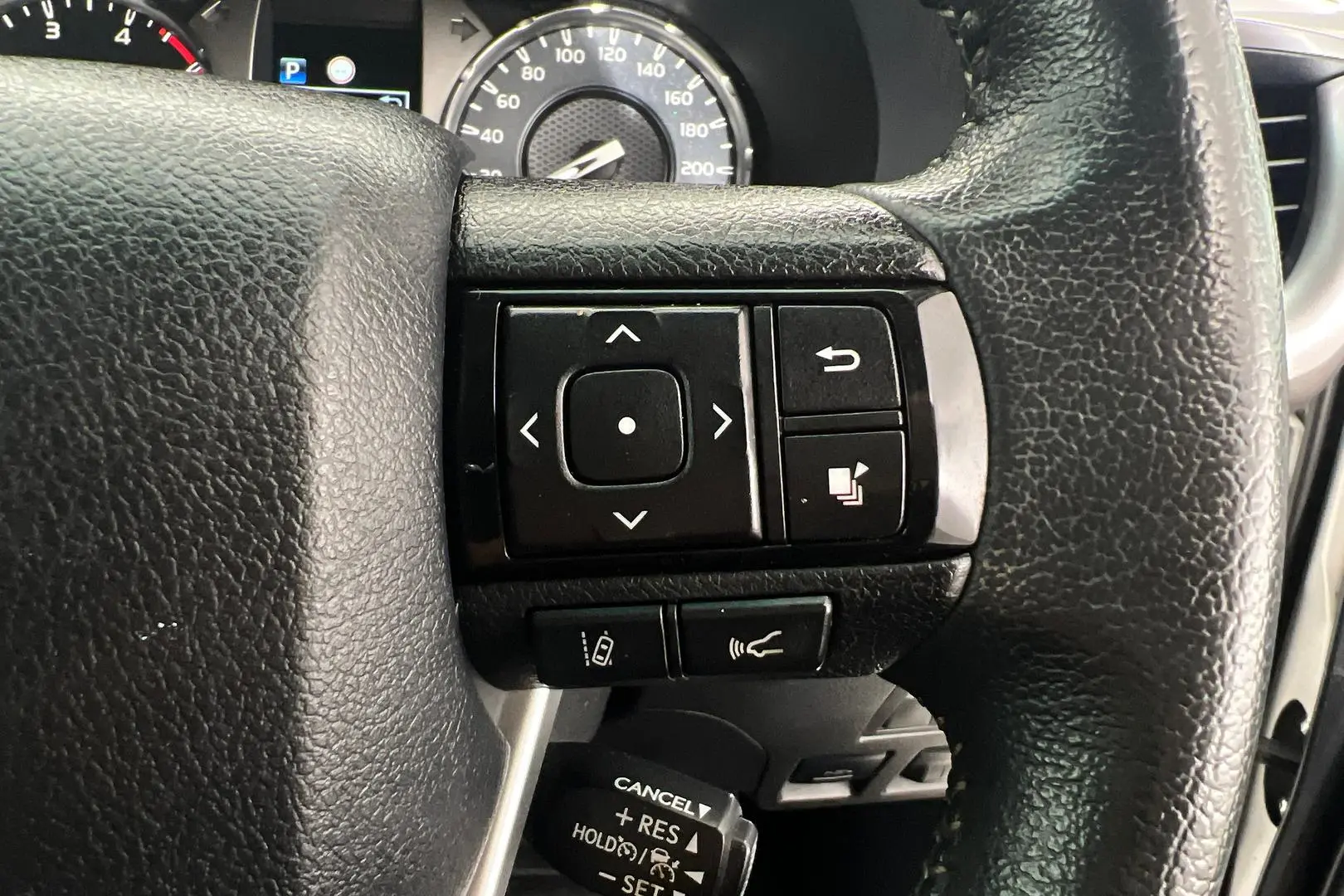 2020 Toyota Hilux Gallery Image 19