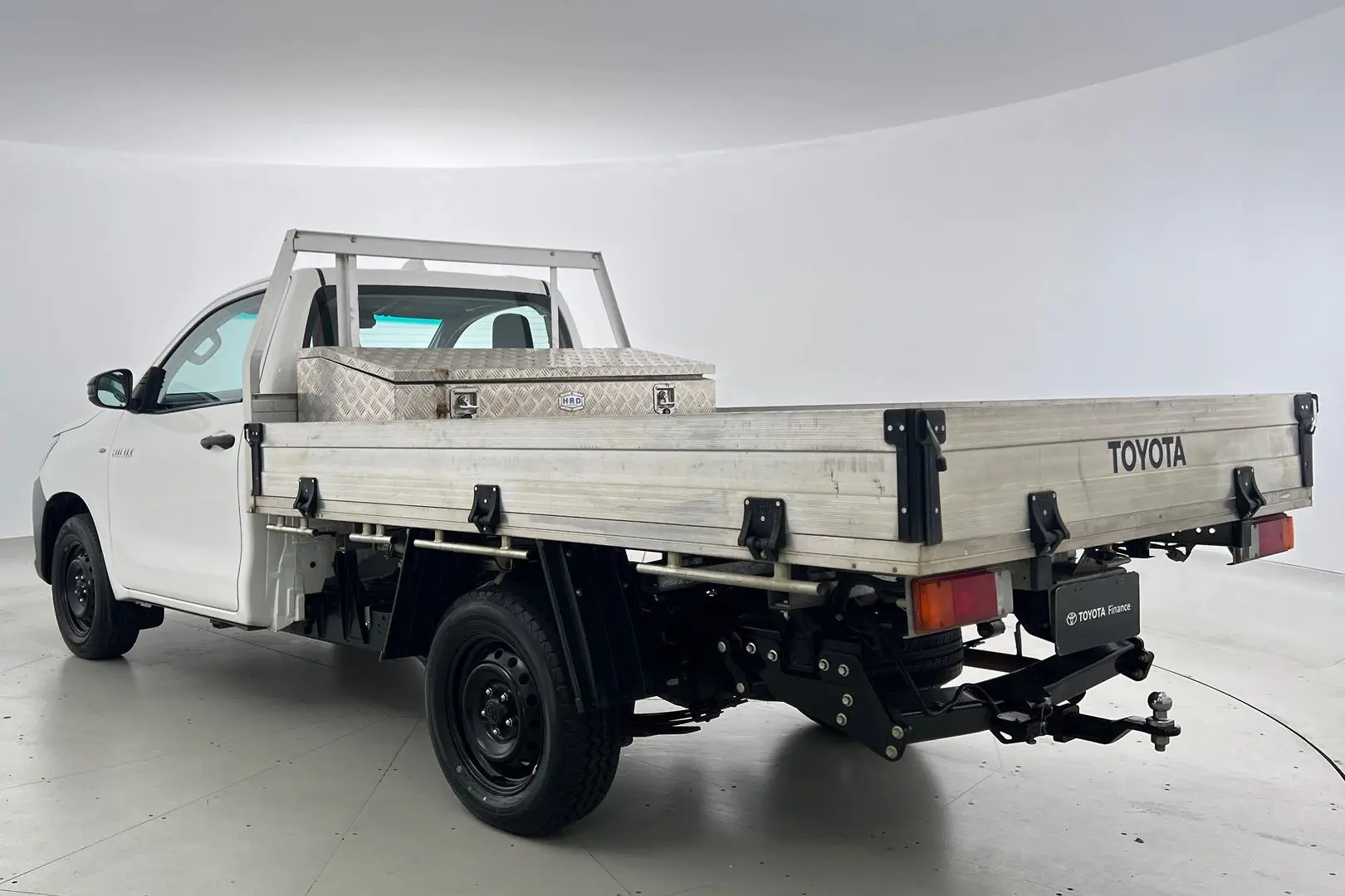 2022 Toyota Hilux Gallery Image 6