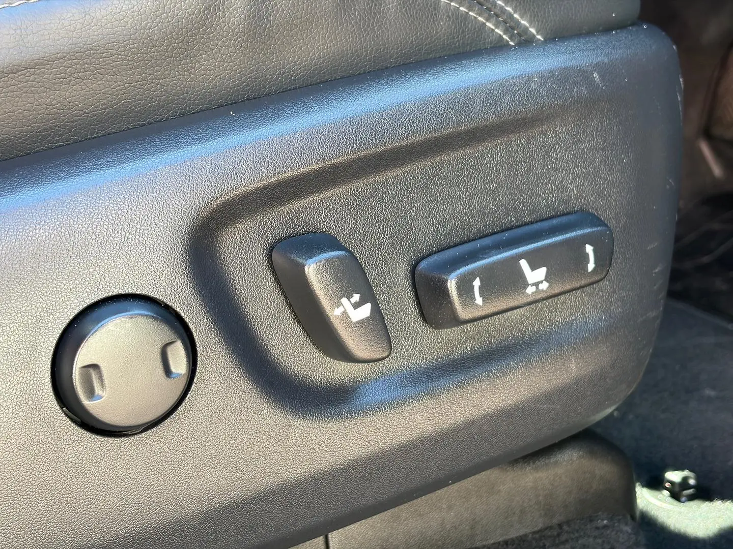 2022 Toyota Landcruiser Prado Gallery Image 11