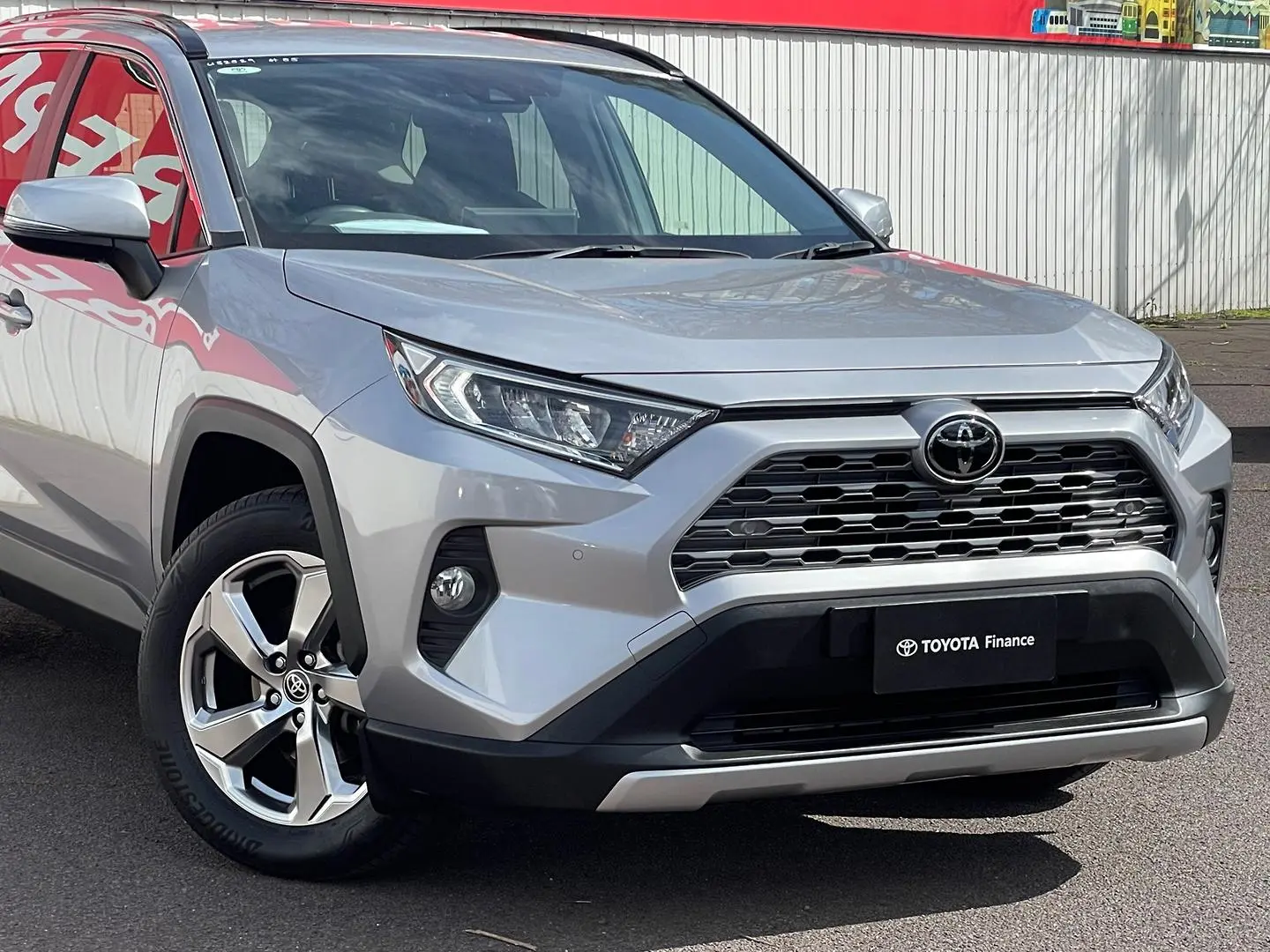 2021 Toyota RAV4 Gallery Image 2