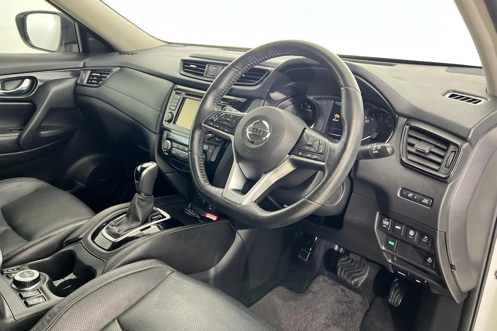 2019 Nissan X-TRAIL Image 11