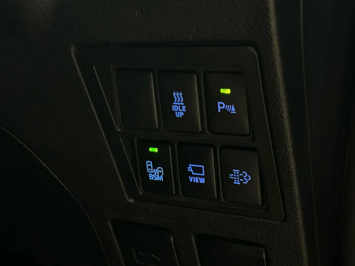 2024 Toyota Hilux Gallery Image 26