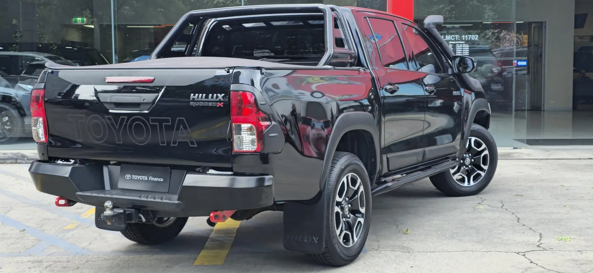 2020 Toyota Hilux Gallery Image 2