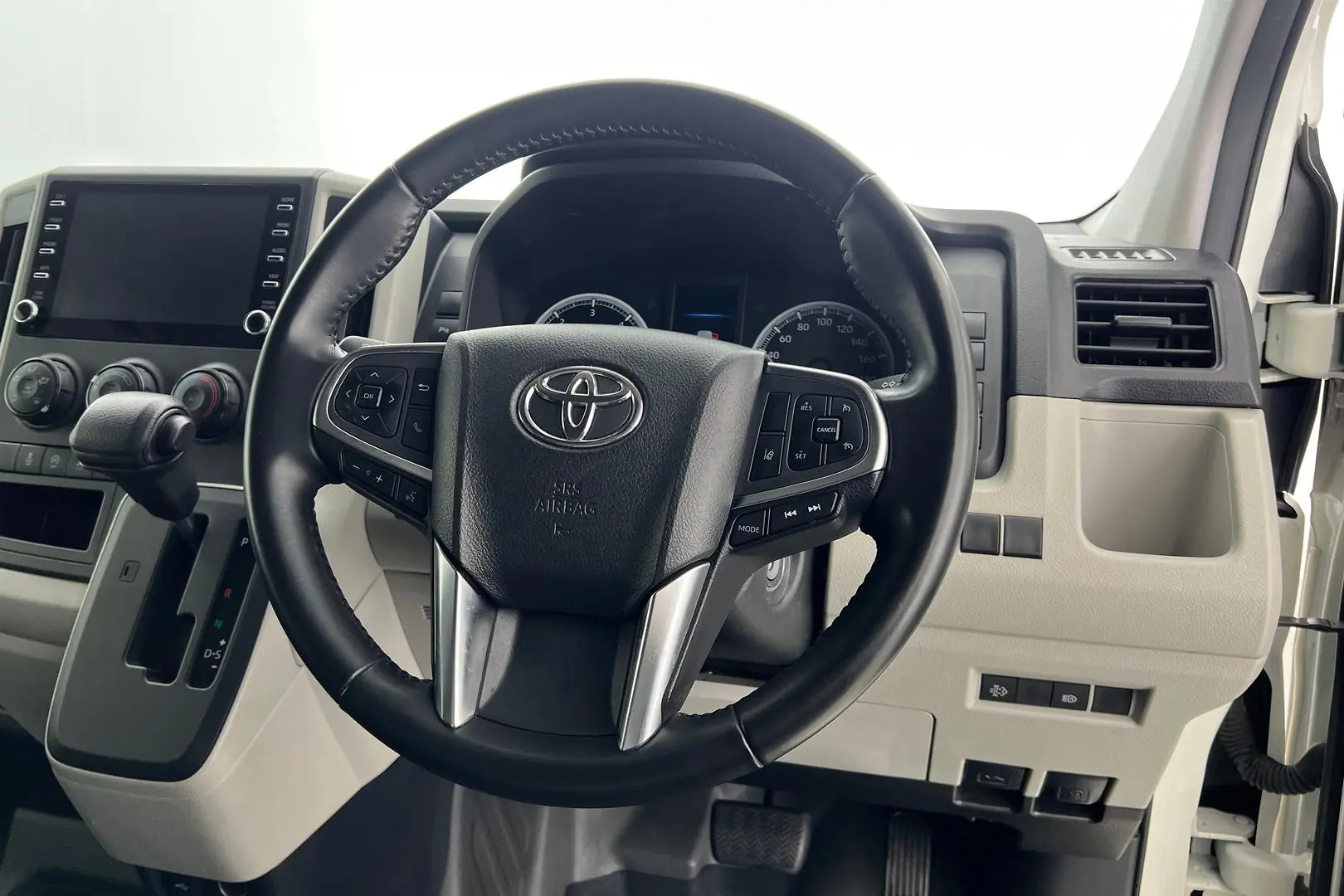 2021 Toyota Hiace Gallery Image 14