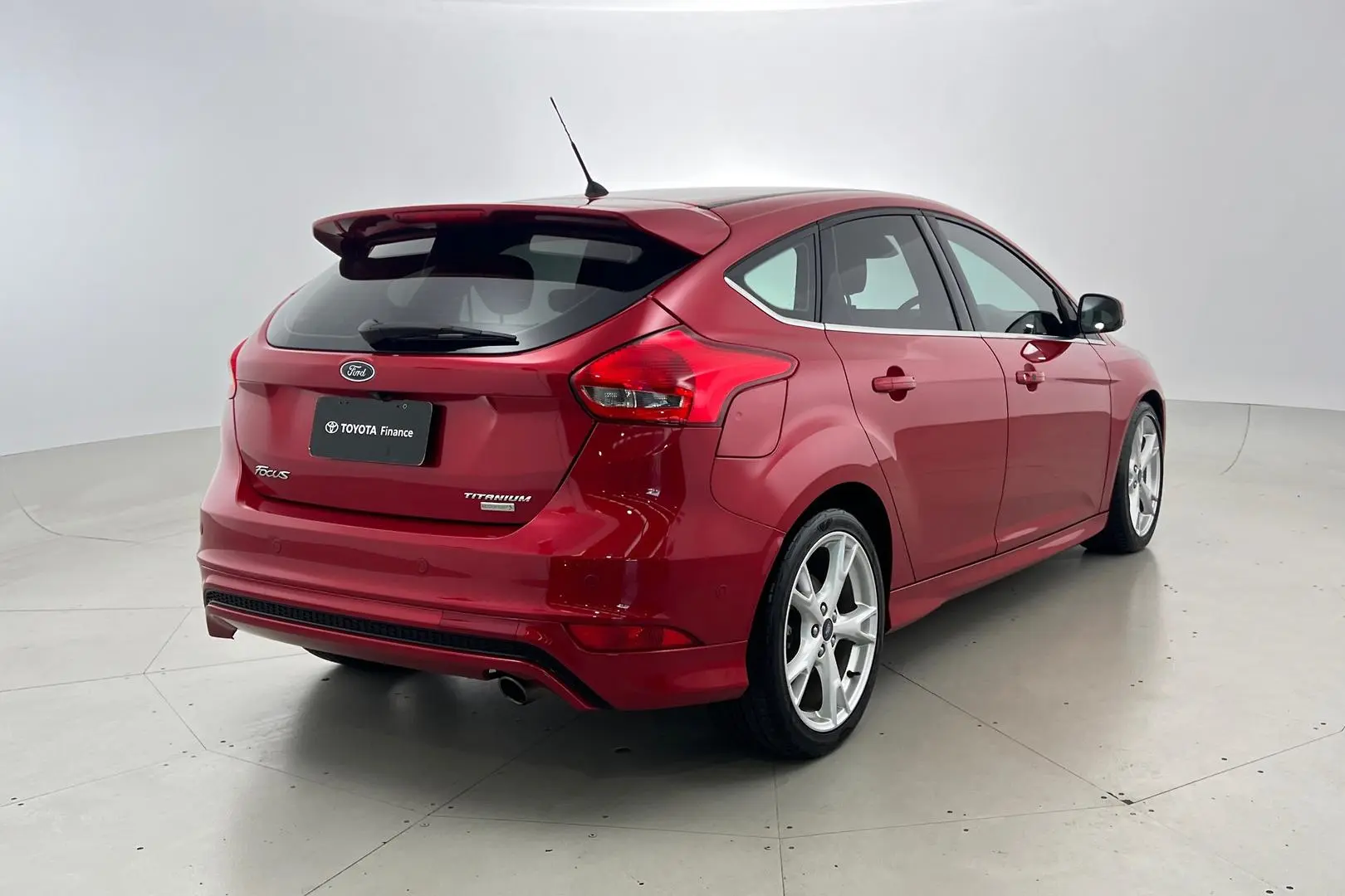 2017 Ford Focus Gallery Image 4