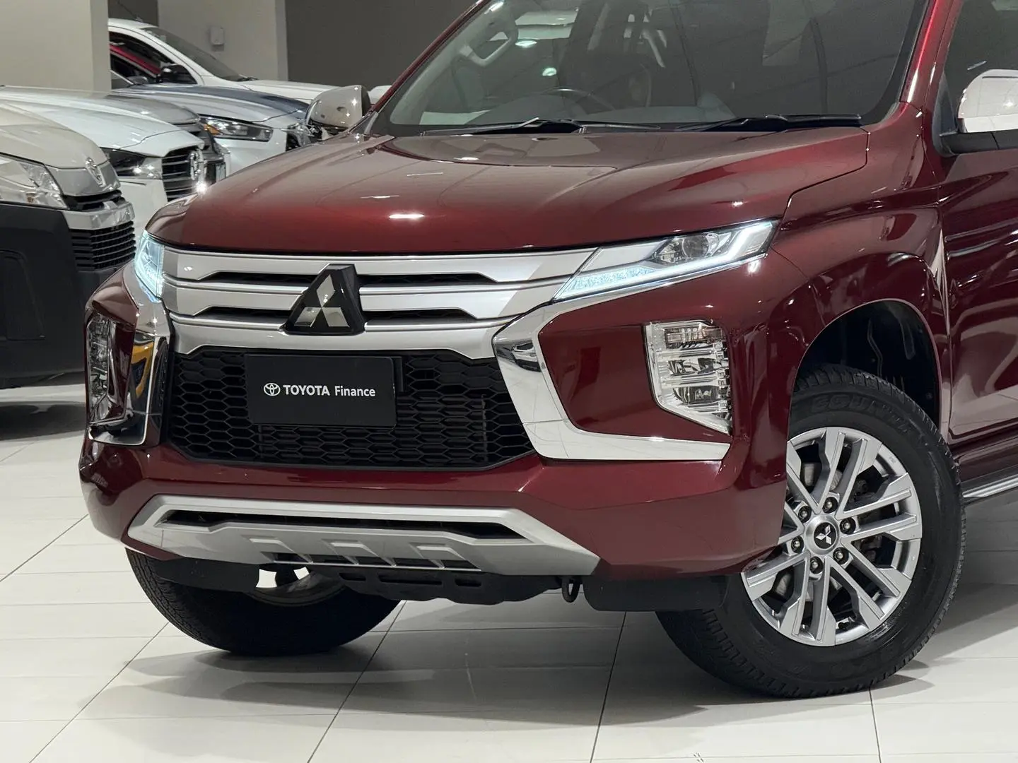2022 Mitsubishi Pajero Sport Gallery Image 7