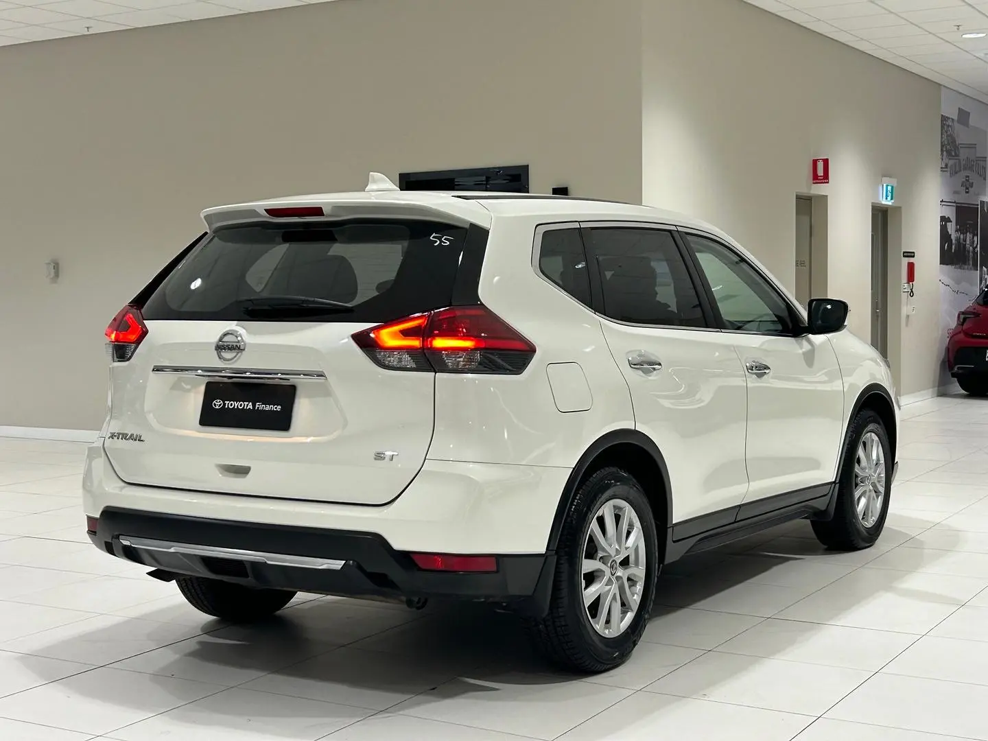 2020 Nissan X-TRAIL Gallery Image 10