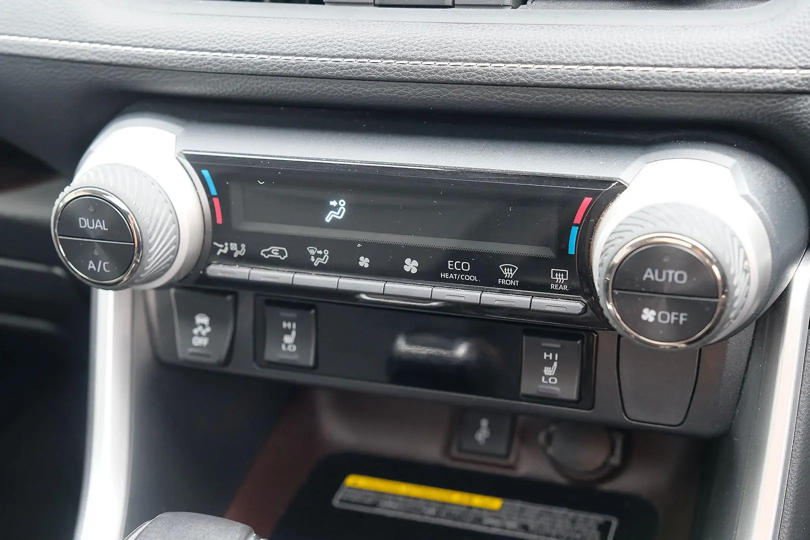 2021 Toyota RAV4 Gallery Image 21