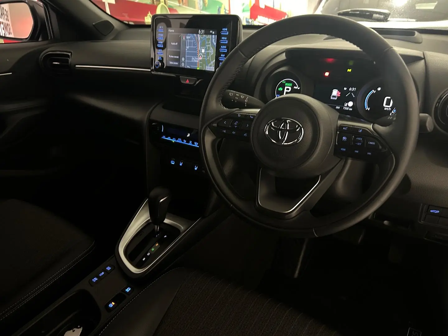 2023 Toyota Yaris Cross Gallery Image 11