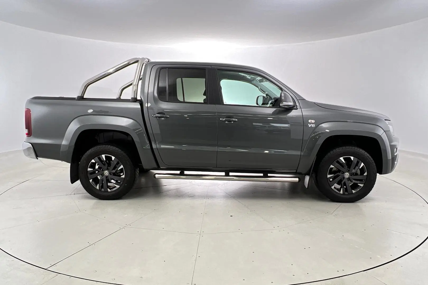 2021 Volkswagen Amarok Gallery Image 4