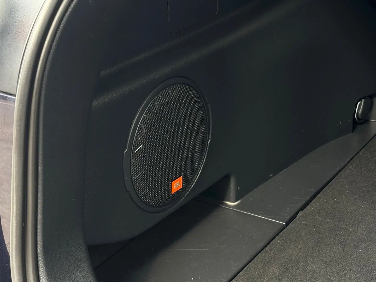 2022 Toyota RAV4 Gallery Image 30