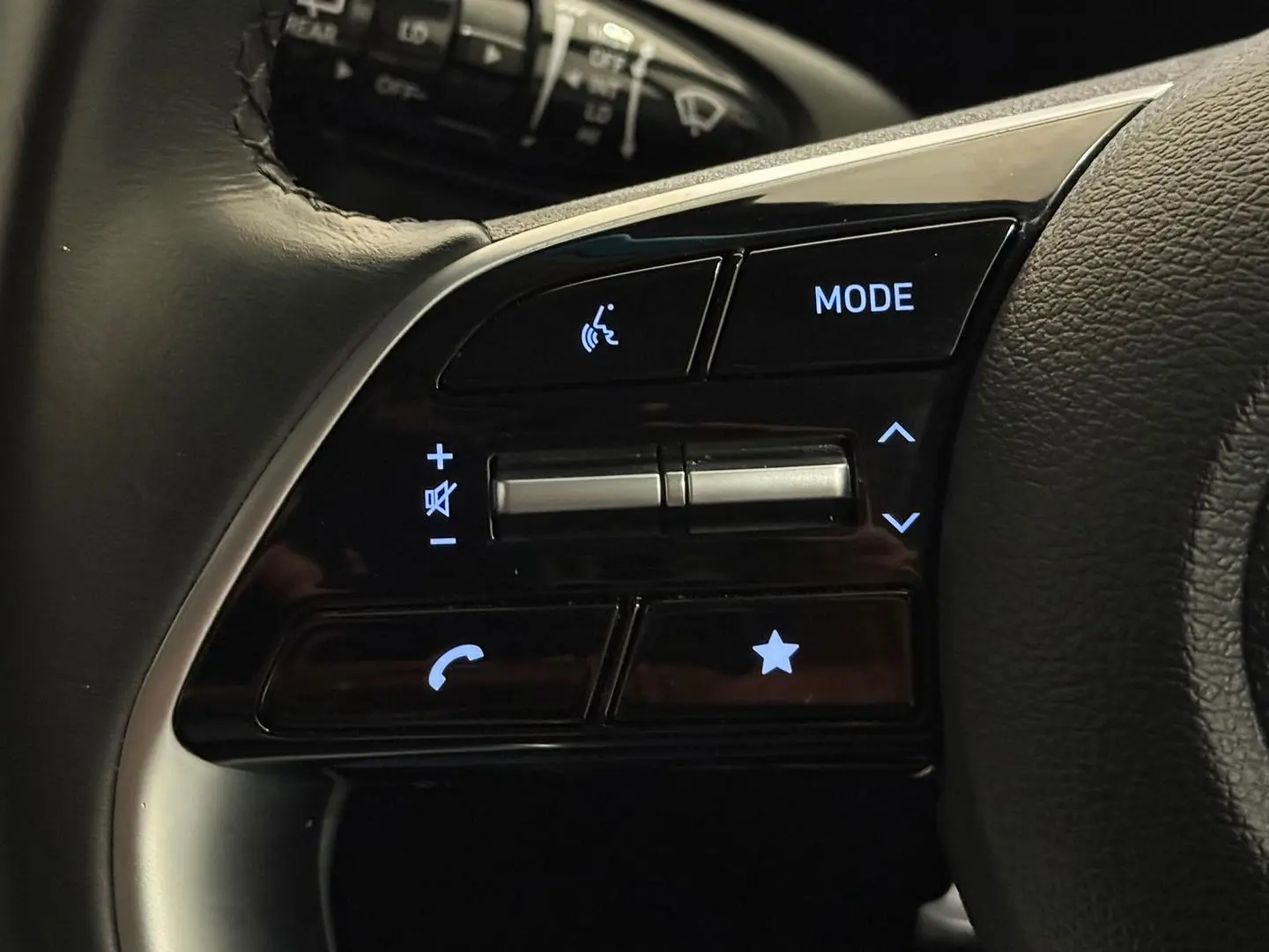 2023 Hyundai STARIA LOAD Gallery Image 22