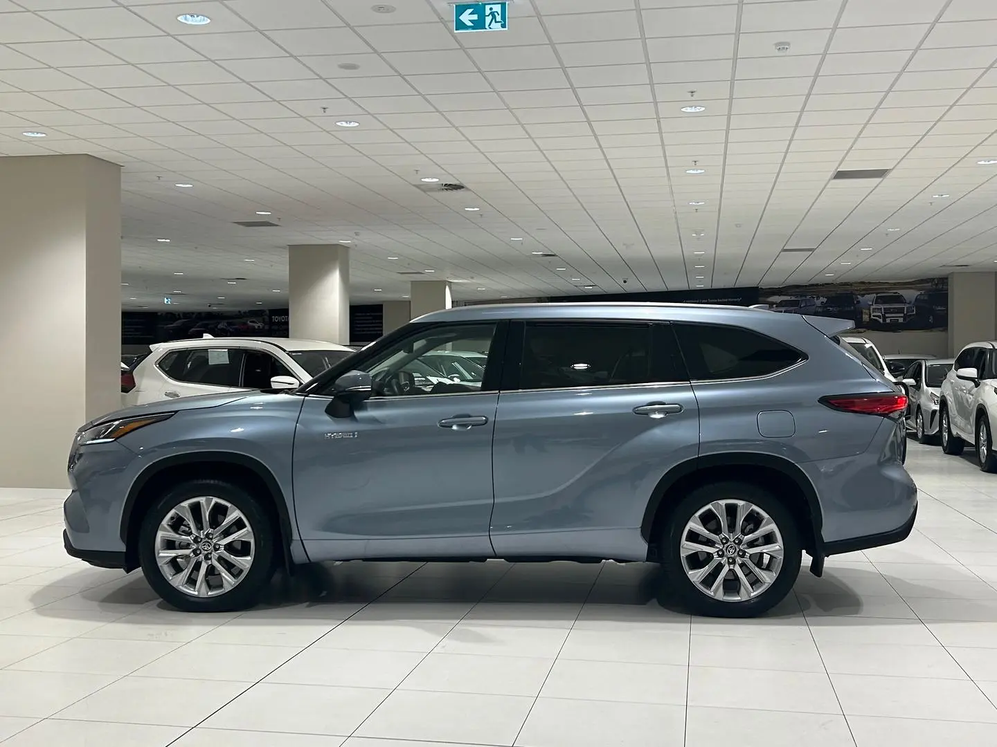 2023 Toyota Kluger Gallery Image 6