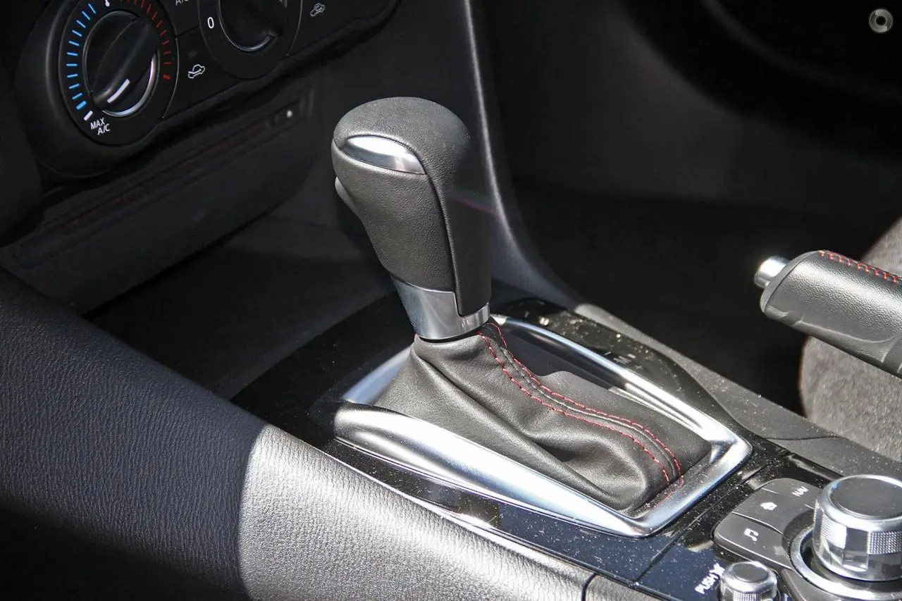 2014 Mazda 3 Gallery Image 11