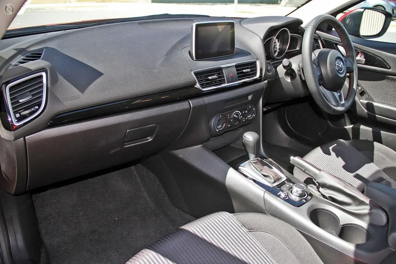 2014 Mazda 3 Gallery Image 6