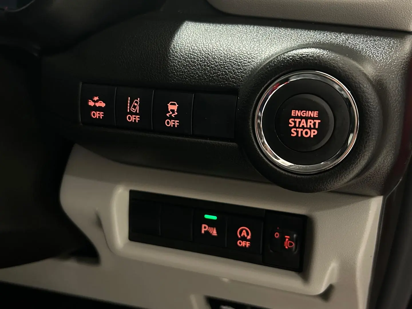 2024 Suzuki Swift Gallery Image 24